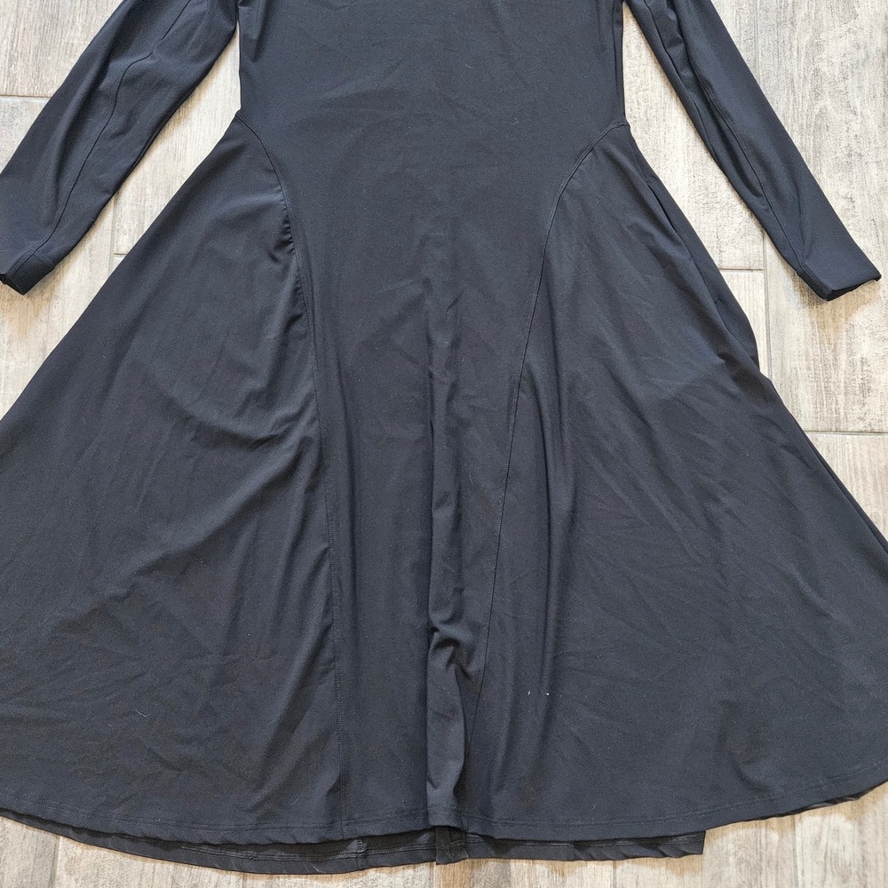 Athleta Cosmic Layer Dress Size S Black Long Sleeve Midi Pockets Stretch Minimal - Picture 8 of 12